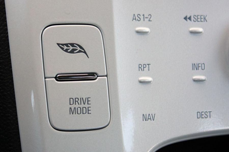  Chevrolet Volt 2011 года  (фото 249 из 356)